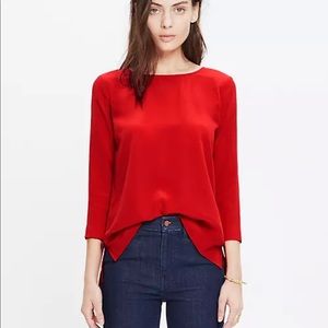 Silk Retrospect Top in Enamel Red